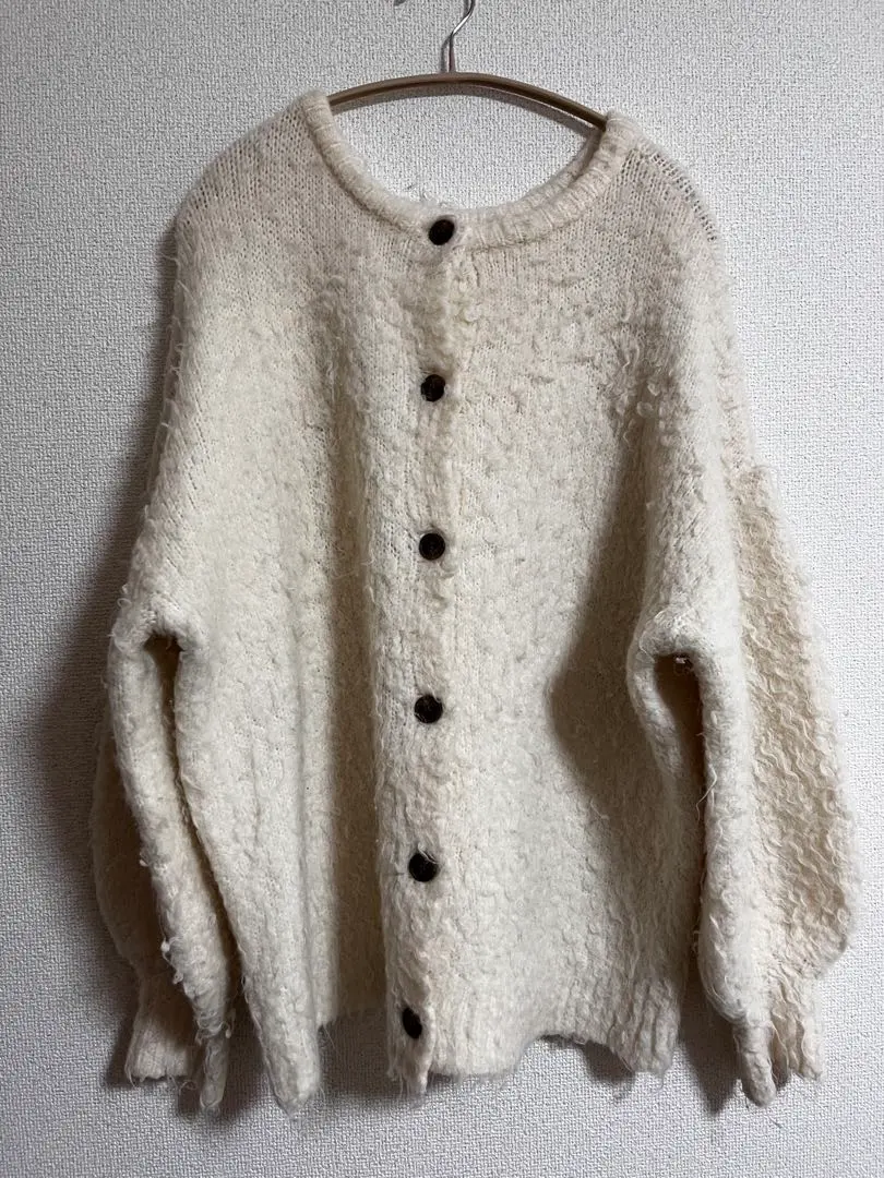 Thumbnail of Ivory cardigan with buttons, U-neck