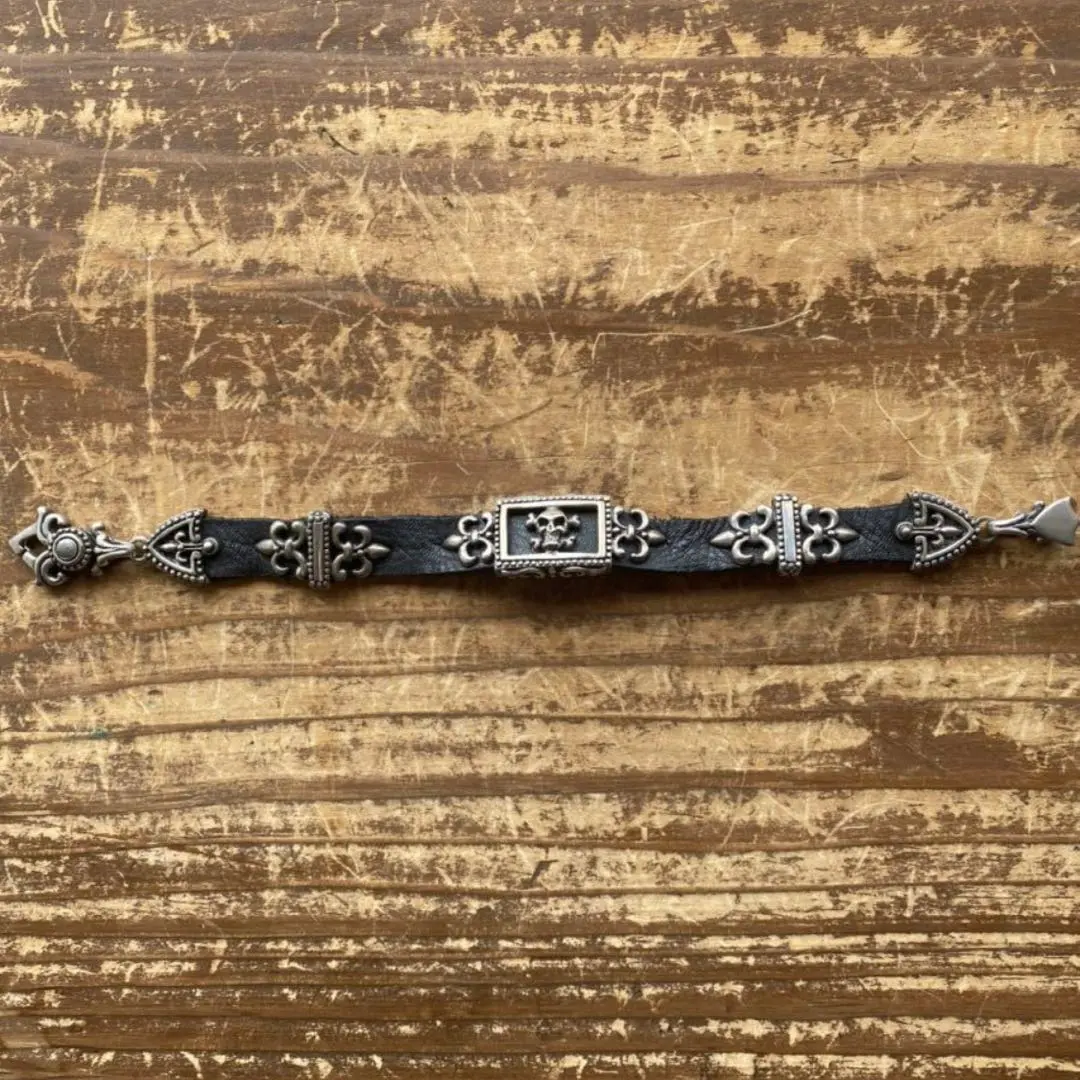 ロイヤルオーダー　クラウンスカルブレスレット SKULLS WITH CROWN | ブレスレット,シルバー | ロイヤルオーダー