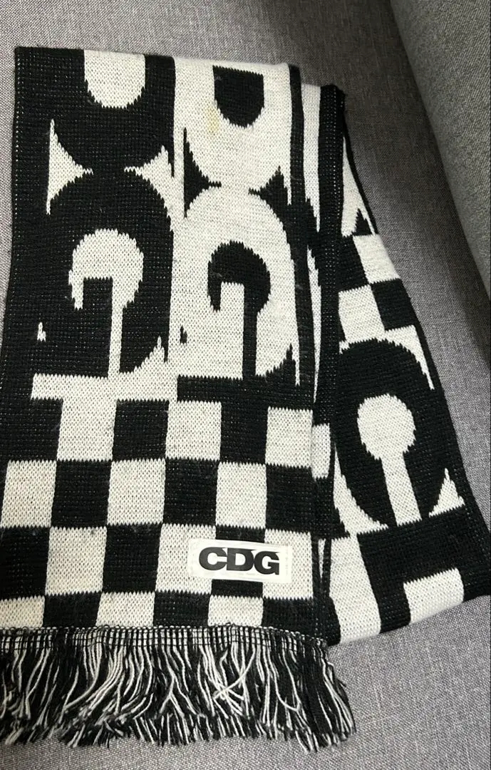 2025年最新】Cdg マフラーの人気アイテム - メルカリ