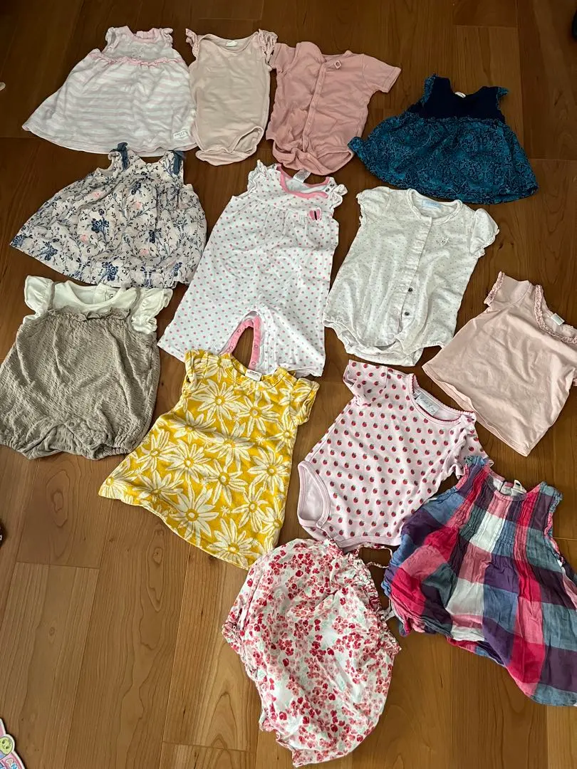 女童13件套 60～80 Mikihouse、Baby GAP、H&M、Petit main 的縮圖