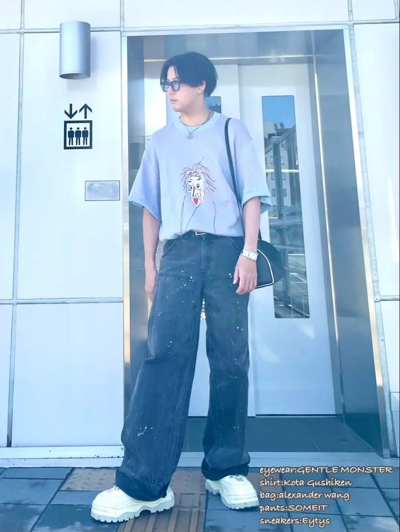 [超特價] KotaGushike (コウタグシケン) 愛因斯坦 T恤 的縮圖