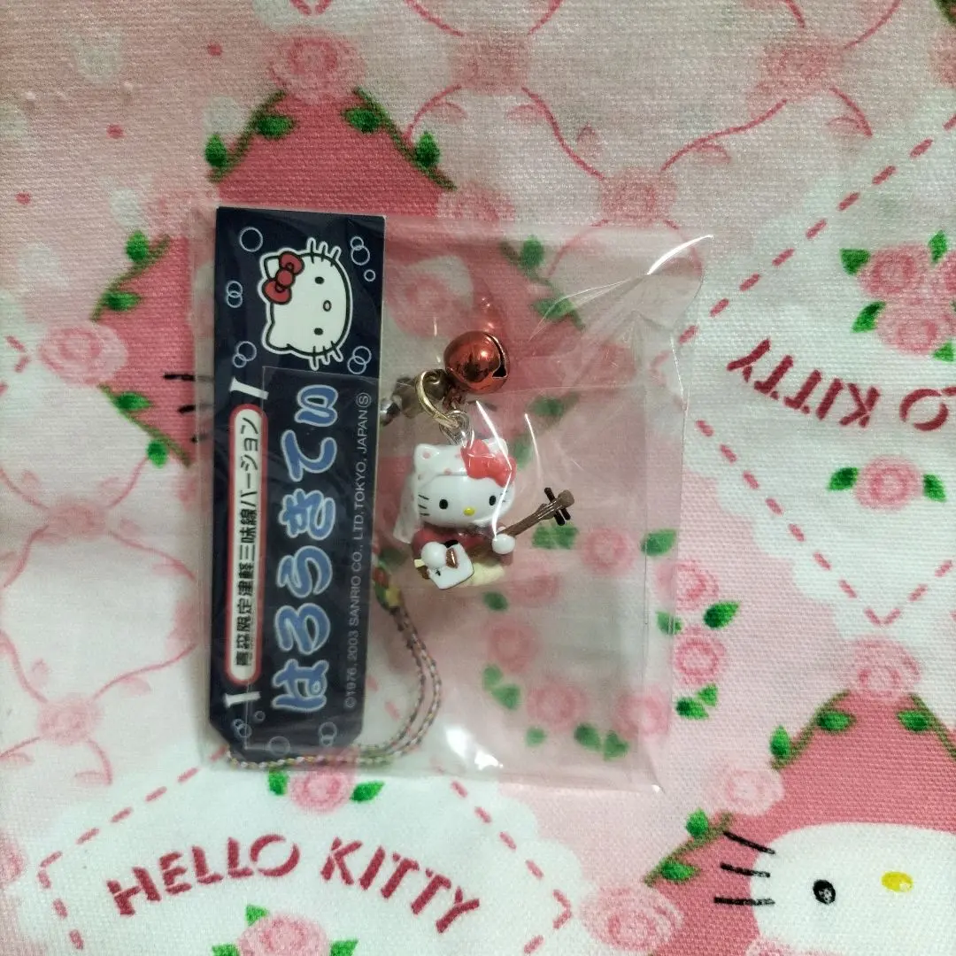 キティ　ご当地ぬいぐるみ　津軽三味線　2003 ご当地 キティ ぬいぐるみ キーホルダー 津軽三味線 - メルカリ