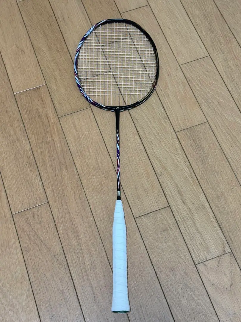 【新品未使用】YONEX ASTROX100ZZ 4UG5 バドミントン YONEX ASTROX 100zz 4UG5 バトミントン - メルカリ