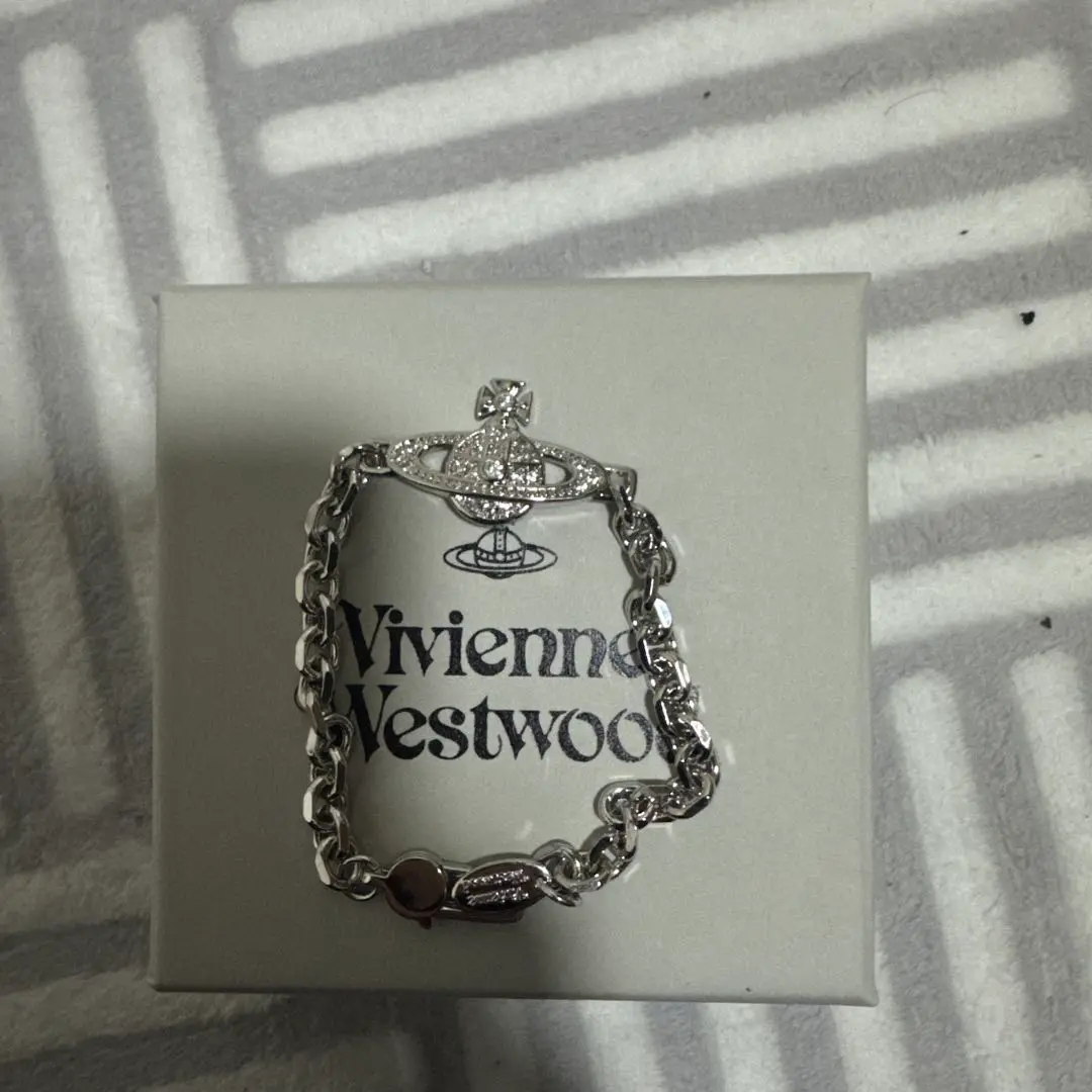 2025年最新】Vivienne Westwood 割引オプション：通常商品