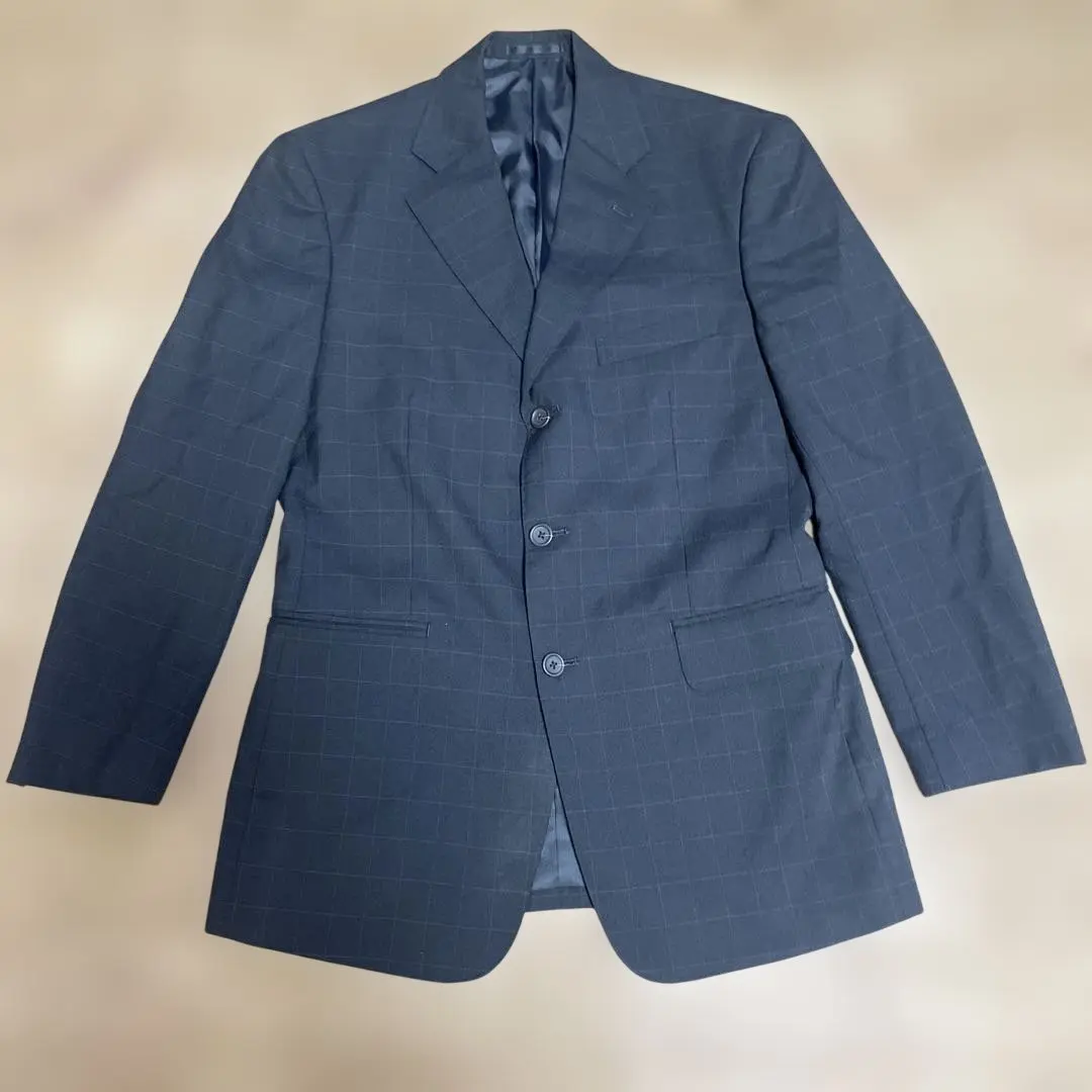 Thumbnail of Men's black jacket