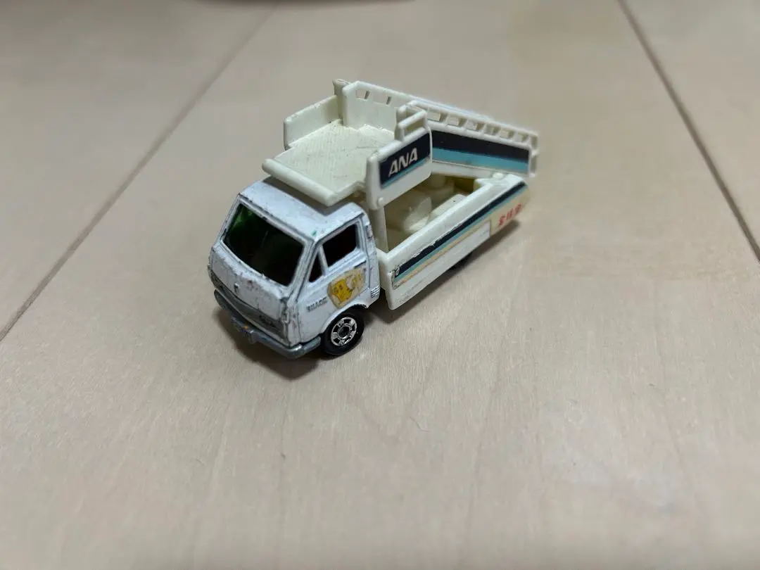 貴重　トミカ ポケモンジェットANA セット　トミー　ミニカー　訳あり Amazon | トミカ ポケモンジェットANAセットばらポケモン