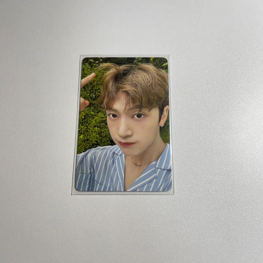 Thumbnail of ZEROBASEONE (ZB1) Matthew Trading Card