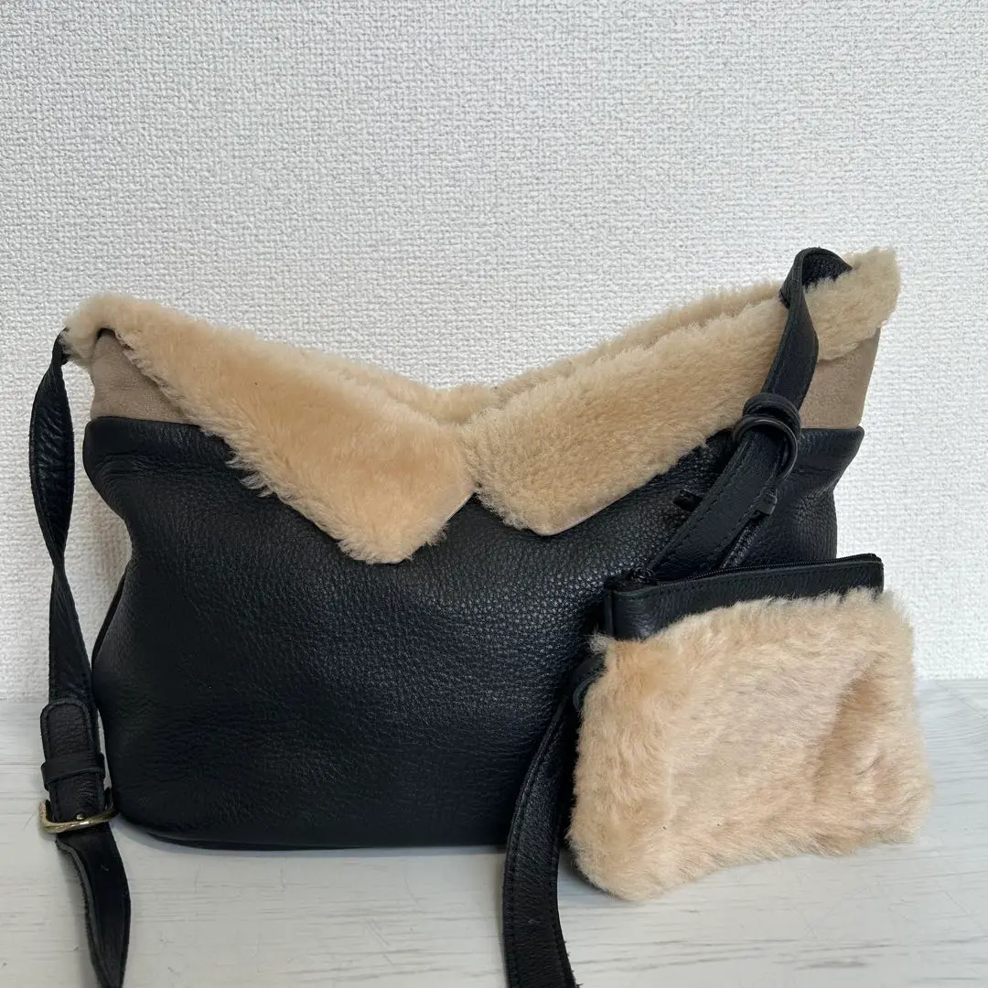 新品未使用❣️トッカ ファーバッグ♡MONTGNE 2WAY FURBAG トッカ MONTGNE 2WAY FURBAG ファーバッグ｜Yahoo!フリマ（旧