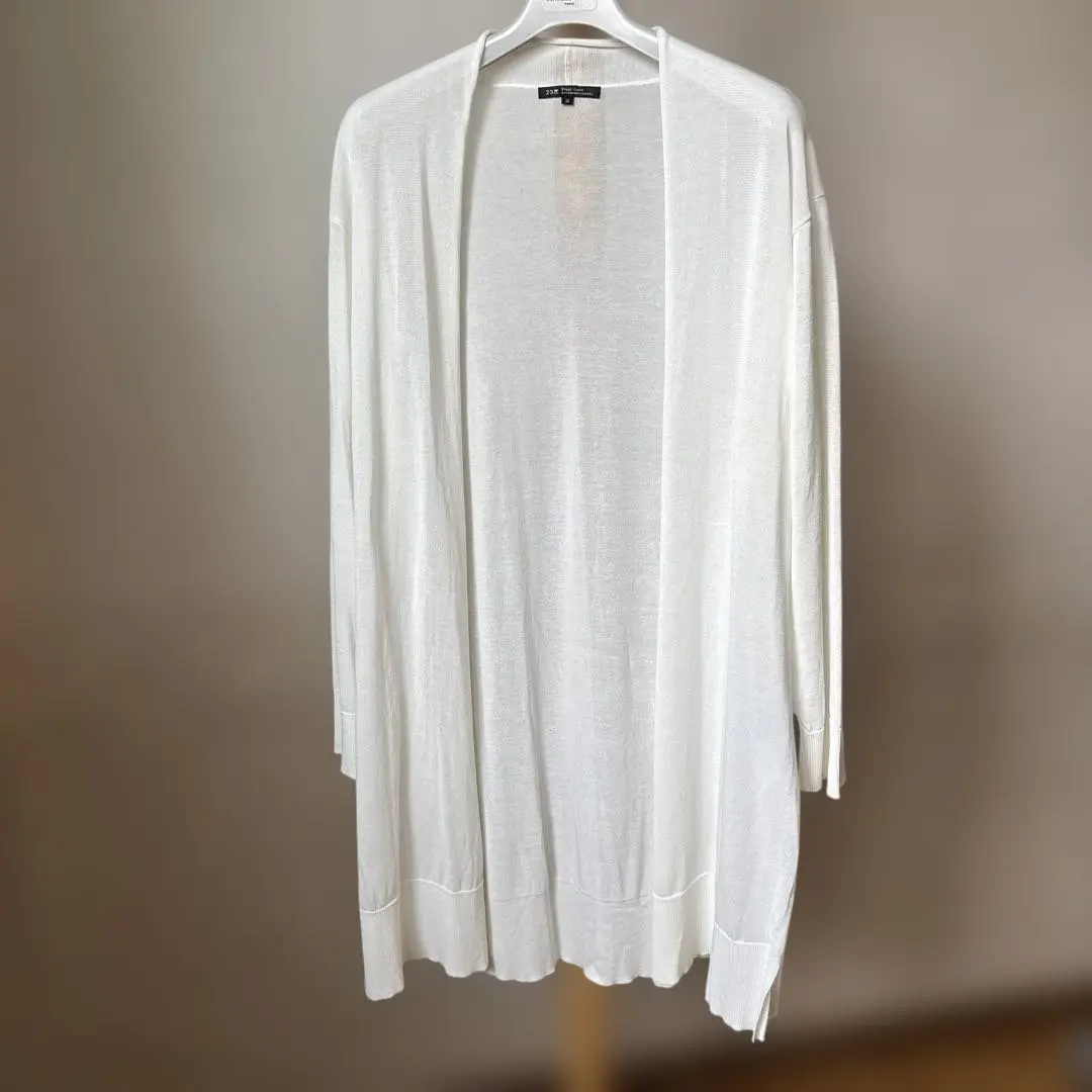 Thumbnail of 23区 White Long Cardigan Size 38