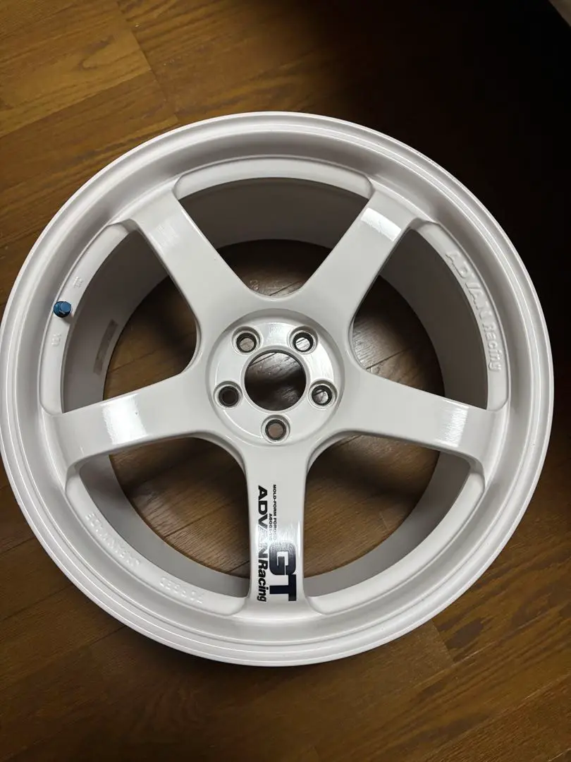 ADVAN GT BEYOND18インチ9.5J45 AD09タイヤセット ADVAN GT BEYOND18インチ9.5J45 AD09タイヤセット（ヨコハマ