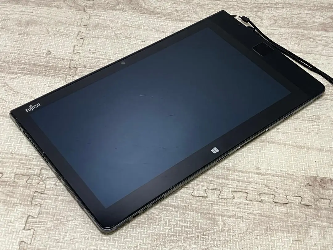 中古動作品富士通 ARROWS Tab Q704/PV #10 arrows Tab タブレットPC 富士通 ARROWS Q704/PV Core i5 4300U