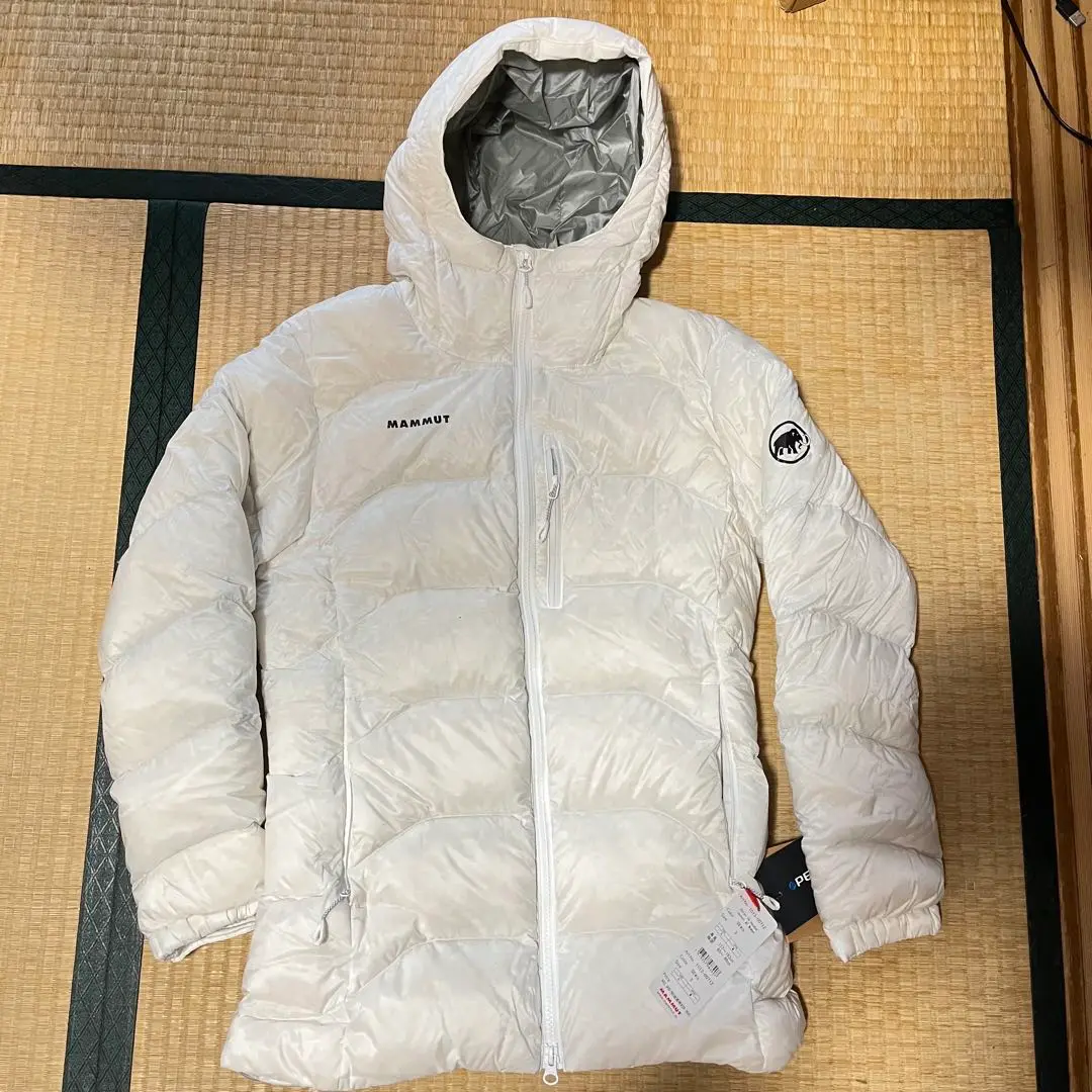 MAMMUT フード付きダウンジャケット ホワイト　未使用品 グラビティ― IN フーデッド ジャケット AF ウィメン / Gravity