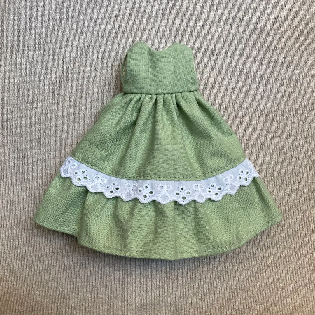 莉卡娃娃尺寸服裝 手工製作 的縮圖