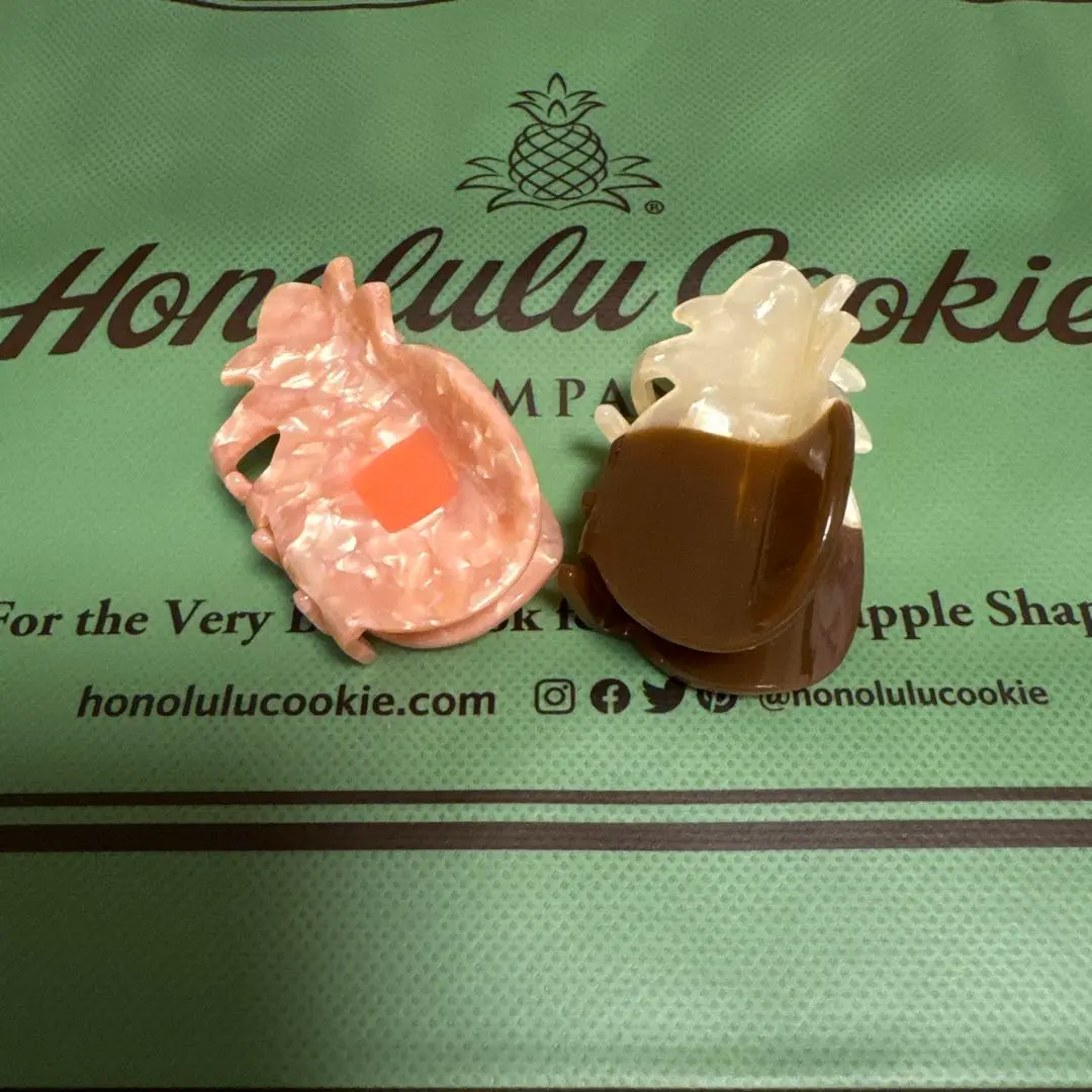 新品　ホノルルクッキー ヘアクリップ チョコレートディップ、グアバモチーフ 正規品 ハワイ ホノルルクッキー ヘアクリップ 髪留め