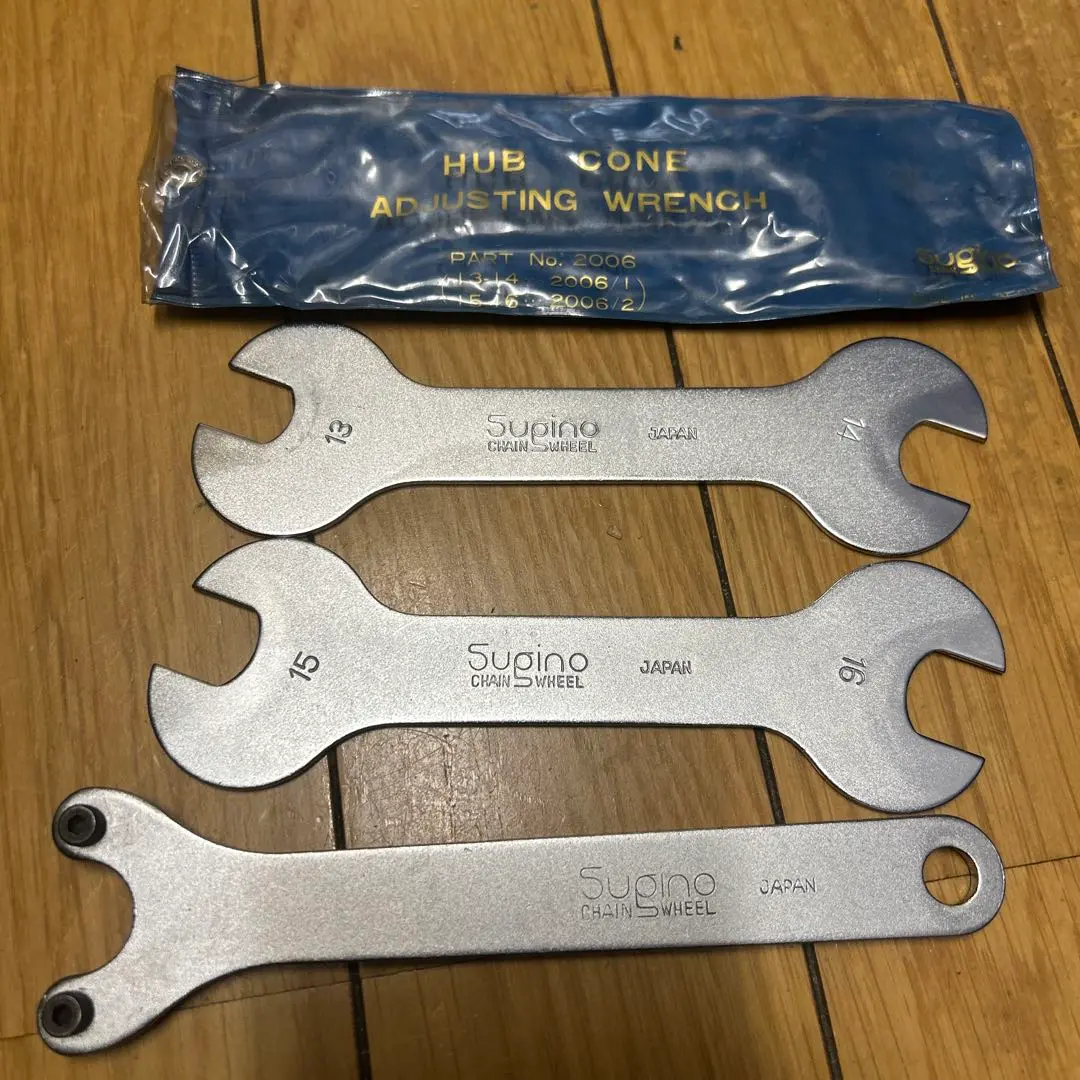 sugino 15mmハブ、クランクレンチ 未使用品 sugino 15mmハブ、クランクレンチ 未使用品