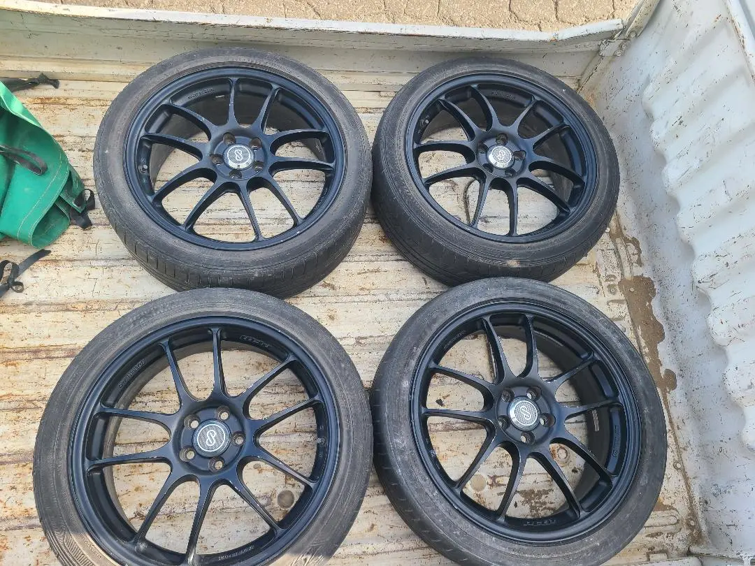ホイールセットENKEI PF01 18 ダンロップDIREZZA ZⅢ pf01-5h-sil-3.jpg
