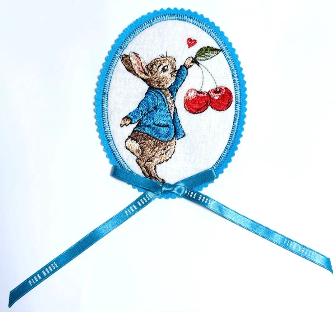 ピンクハウス　ピーターラビット刺繍ブローチ　ベージュ Amazon.co.jp: 刺しゅうでつくるピーターラビットの世界(1) 2024
