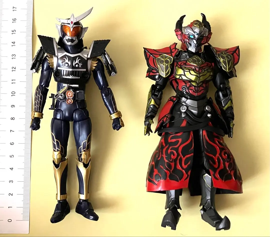 フィギュアーツ　ロードバロン　仮面ライダー　鎧武　ガイム　バロン　ガヴ　インベス Amazon.co.jp: S.H.フィギュアーツ ロード・バロン 『仮面
