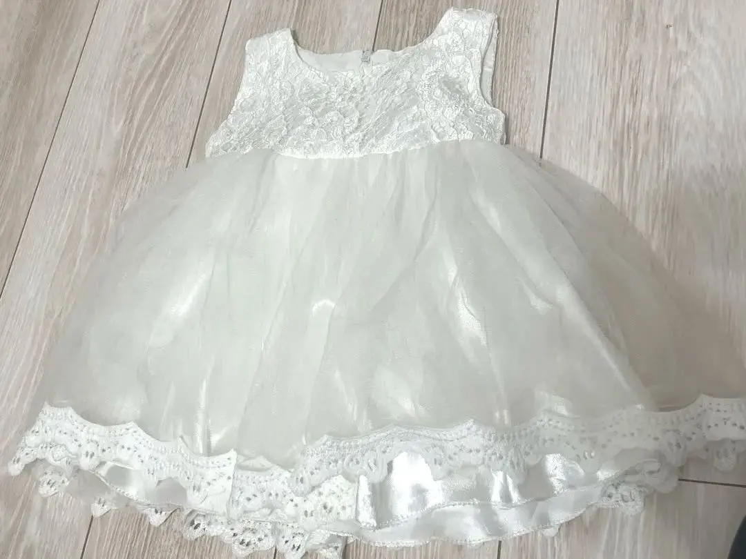 Thumbnail of White lace frill dress