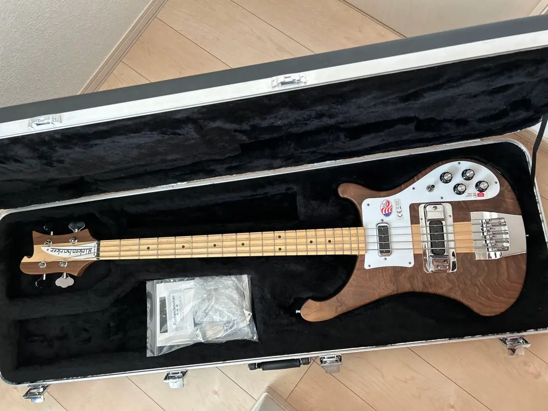 2025年最新】Rickenbacker エレキベースの人気アイテム - メルカリ