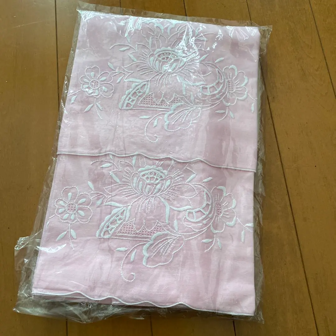 Thumbnail of Set of 2 cotton pillowcases