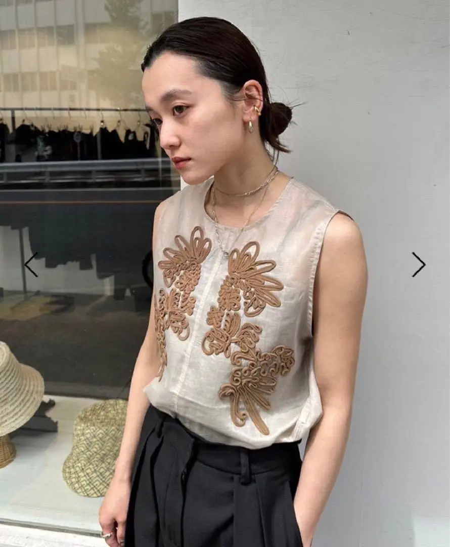 2025年最新】organdy embroider topsの人気アイテム - メルカリ