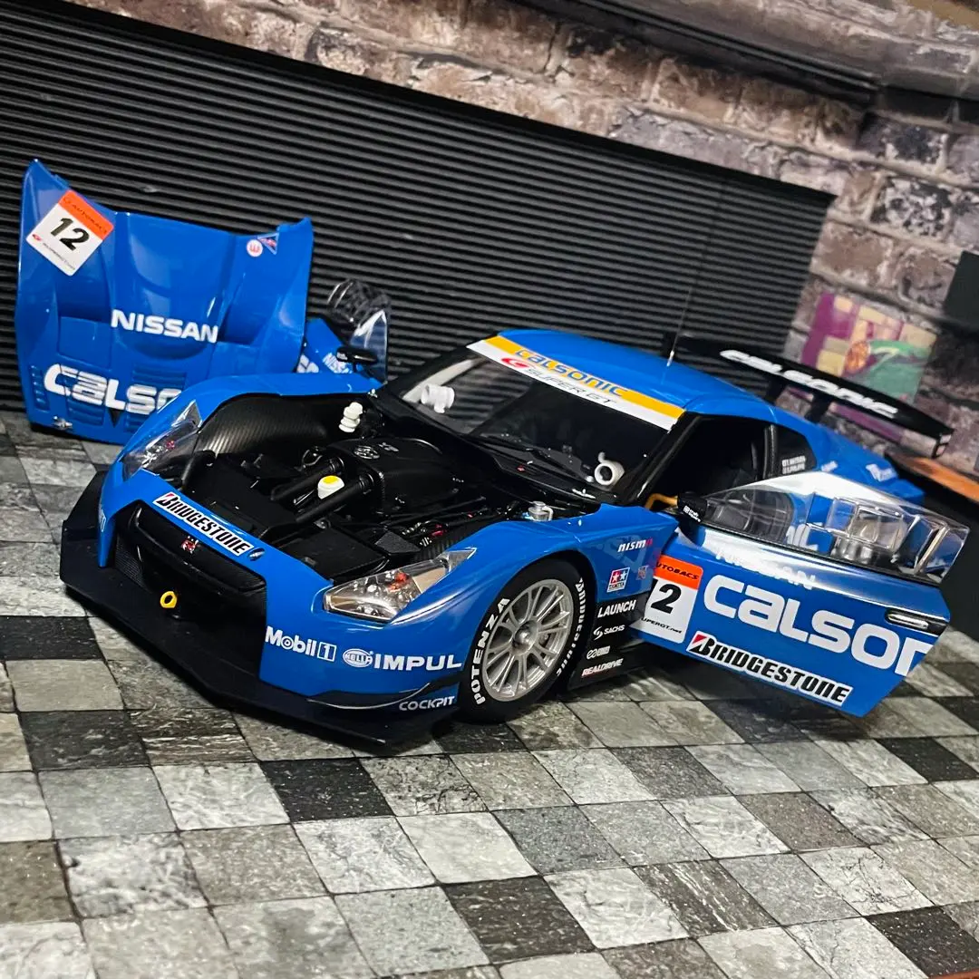 【レア】サイン入り1/18 2002 カルソニックスカイライン auto art レア】サイン入り1/18 2002 カルソニックスカイライン auto art