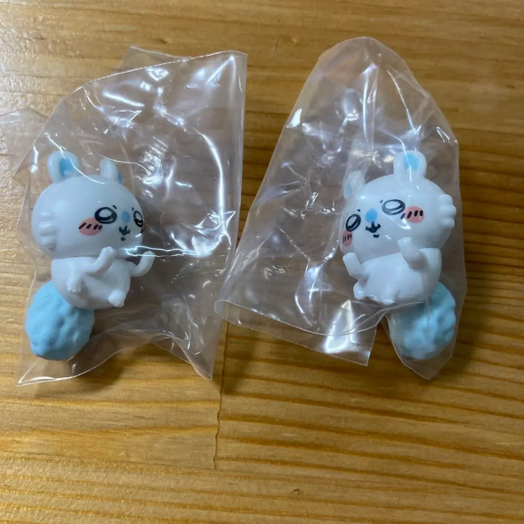 Thumbnail of Price reduced! New Chiikawa Cable Accessory Hugcot 4, set of 2