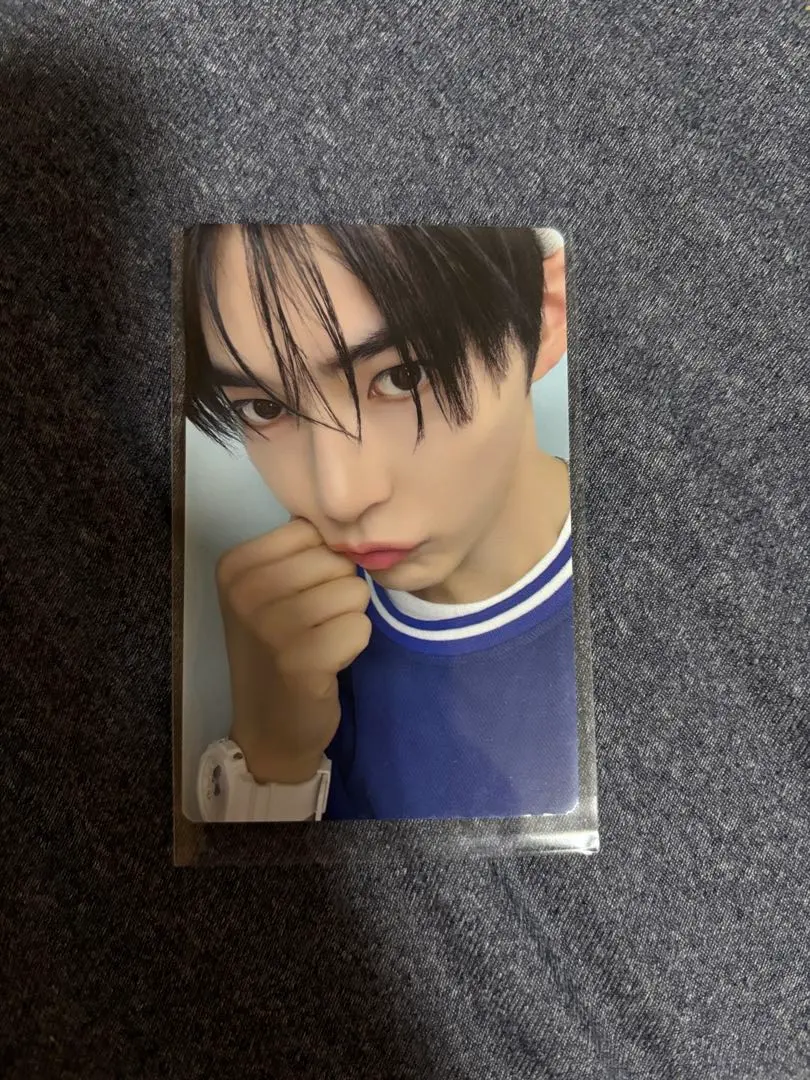 Thumbnail of ZB1 Hanbin trading card