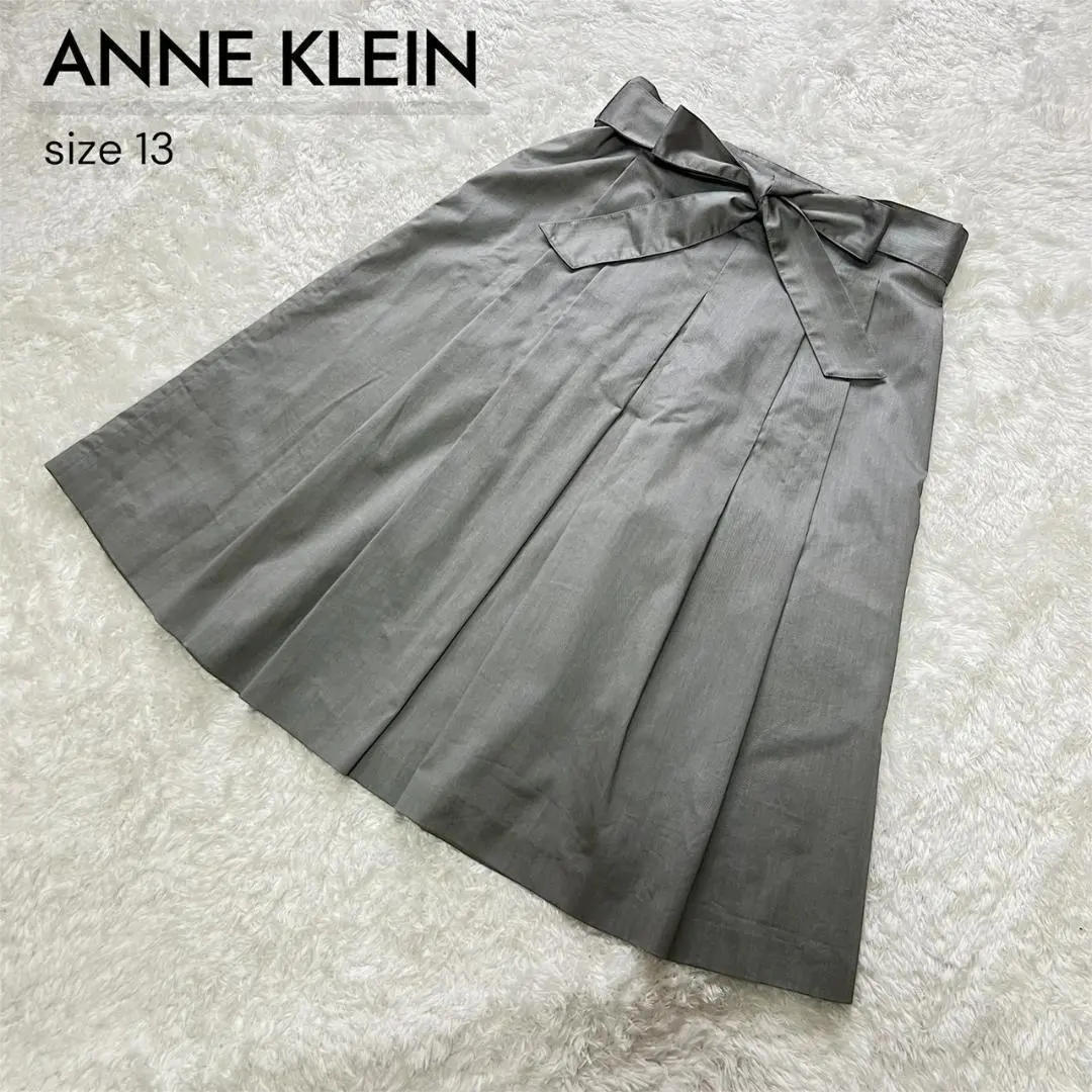 Thumbnail of Good Condition: ANNE KLEIN Pleated Skirt with Waist Ribbon, Gray, L