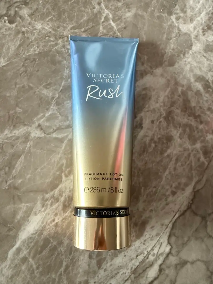 維多利亞的秘密 Rush 香氛身體乳 236ml 的縮圖