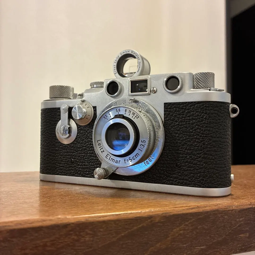 Thumbnail of Leica IIIf DBP / Elmar / Summaron / Many accessories