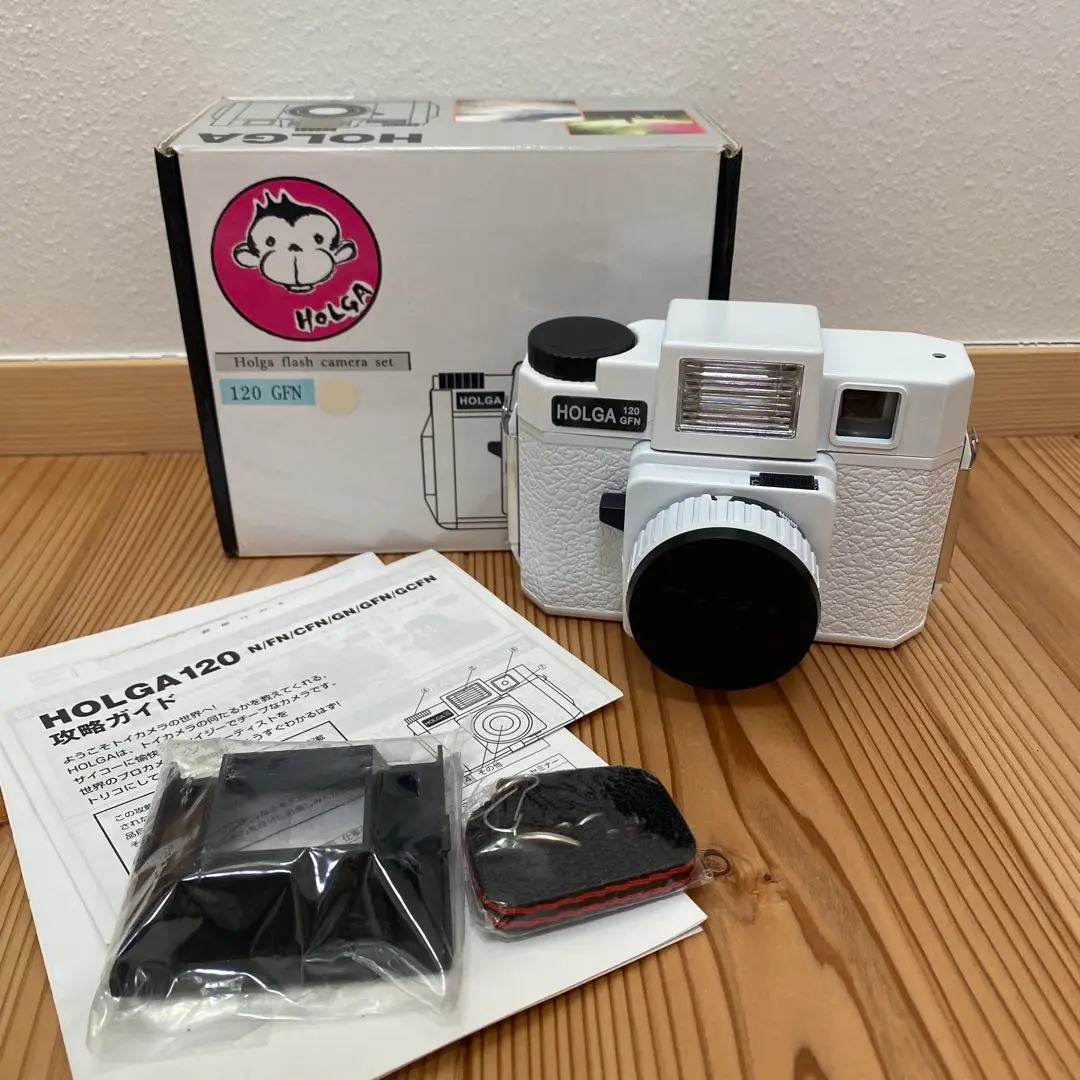 HOLGA 120S フィルムカメラとフィルムホルダーセット Holga 120の使い方と35mmフィルムで撮影する方法。iPhoneでの