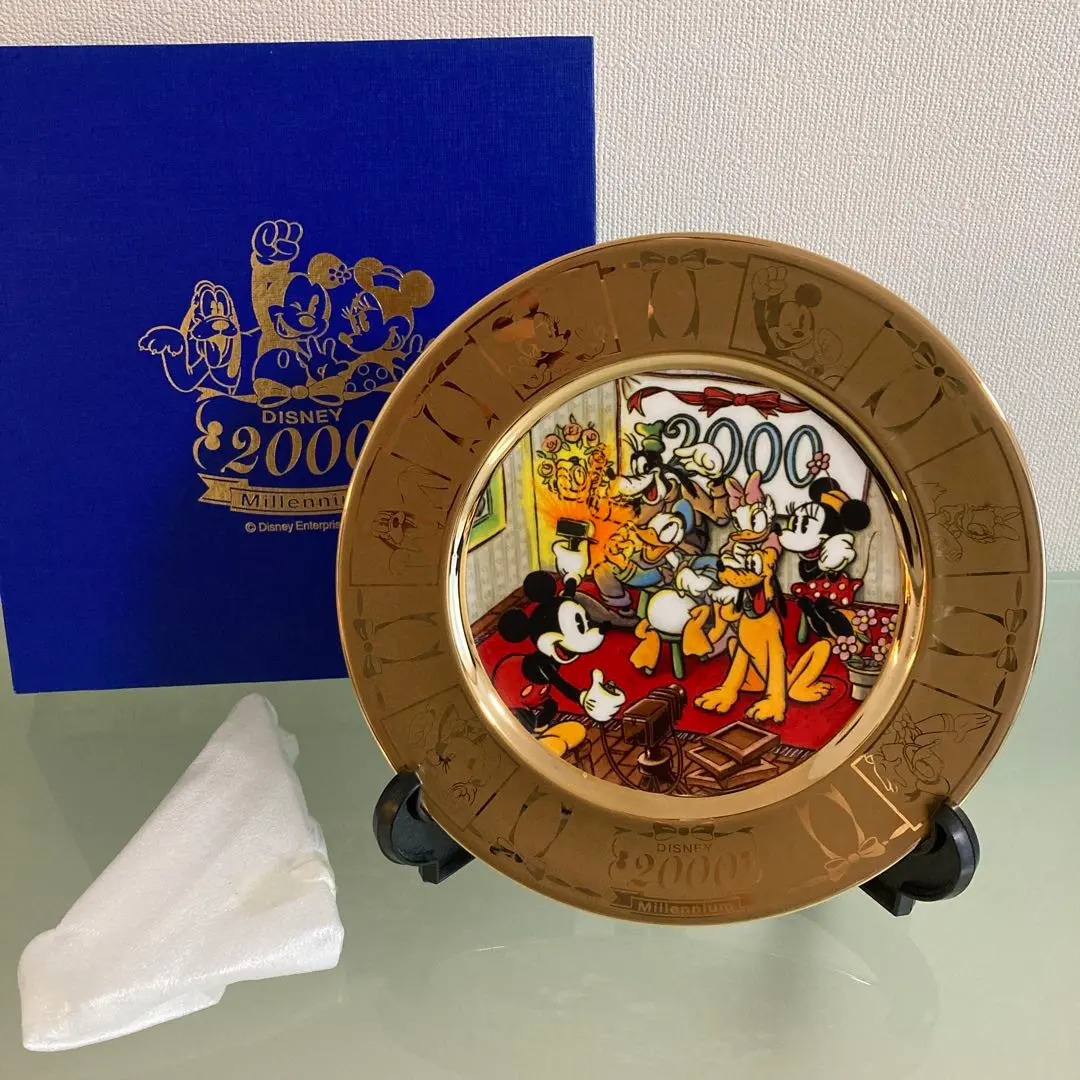ディズニー　ミッキーマウス　ミレニアムフィギュア　2000年　限定　500 陶器 ディズニー ミッキーマウス ミレニアムフィギュア 2000年 限定