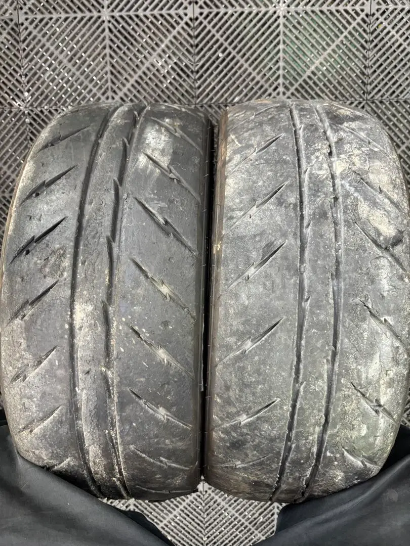 パ*ー様 22年 シバタイヤ　SHIBATA 215/45ZR17インチ 91W パ*ー様 22年 シバタイヤSHIBATA 215/45ZR17インチ 91W