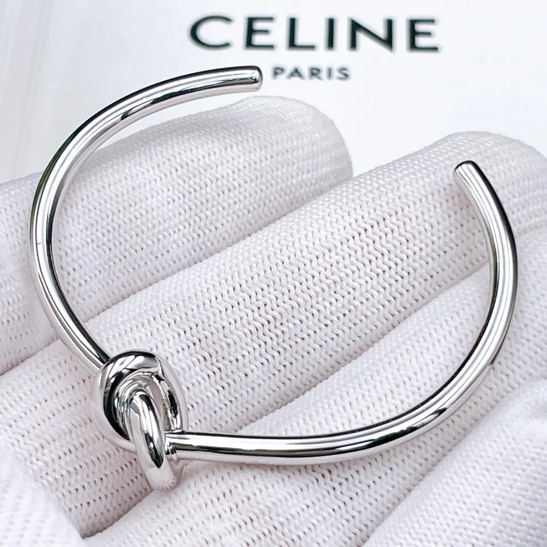 セリーヌ　ロープ　ブレスレット　付属品なし 2025年最新】CELINE 付属品：付属品なし ブレスレットの人気