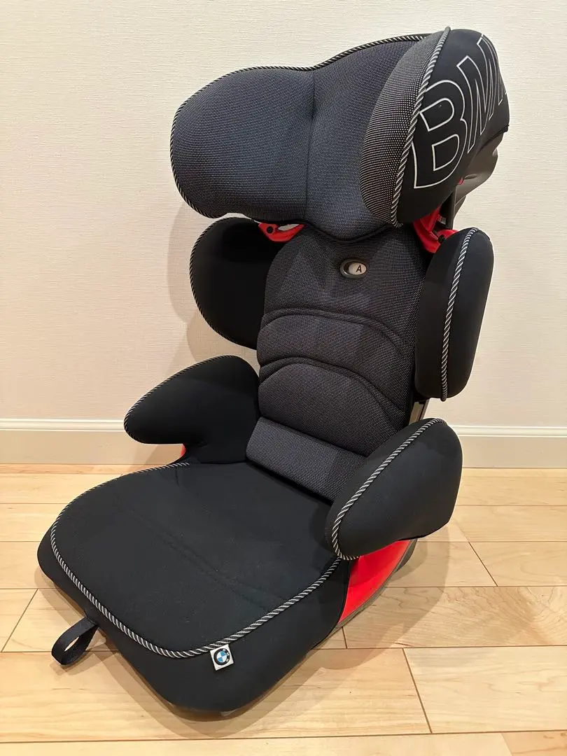 BMW 純正 ジュニアシート 2/3 isofix 対応 BMW「チャイルドシート」をご紹介！ | Tomei-Yokohama BMW