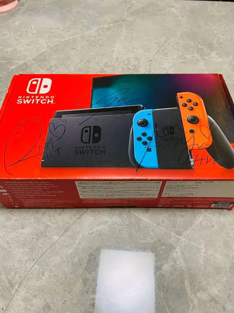 ばんばんざいサイン入りSwitch有機EL、マリオカート8デラックス