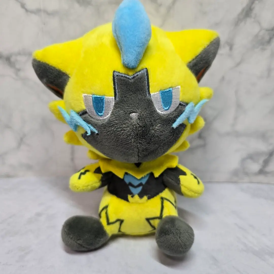 ポケモンセンター　オリジナルぬいぐるみ　ゼラオラ　35㎝！BIG！正規品 Amazon.co.jp: ポケモンセンターオリジナル ぬいぐるみ ポケモン