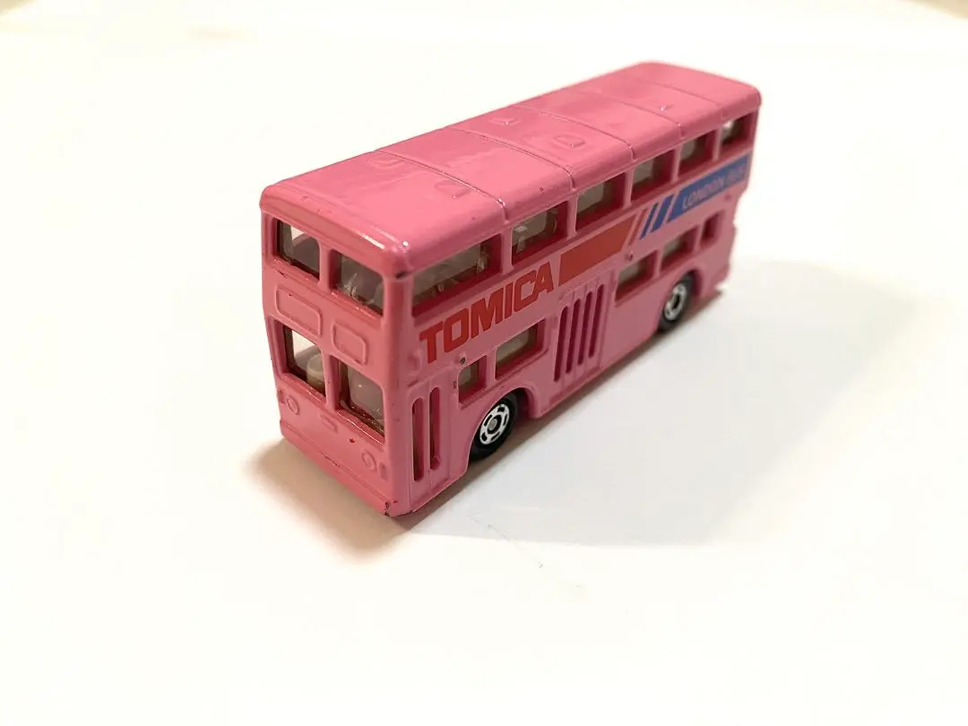 激レア‼️ロングトミカ　ロンドンバスＲＭ　ルートマスター　特注ピンク　日本製 2025年最新】トミカ ロンドンバス ピンクの人気アイテム - メルカリ