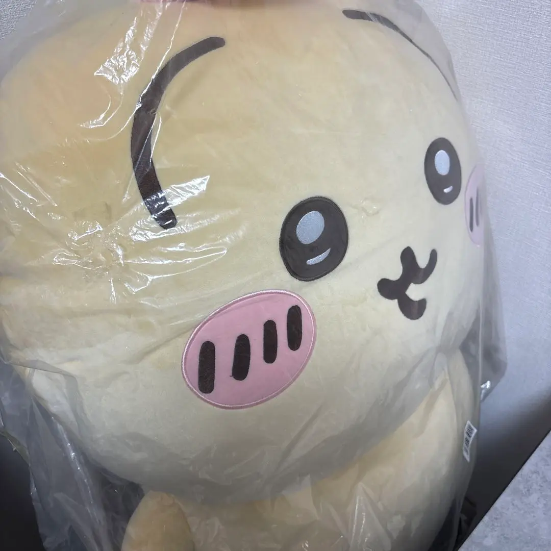 【新品】ちいかわ　MINISO　中国限定　超BIG ぬいぐるみ 1点 miniso ハチワレ 中国限定 超BIG ぬいぐるみ（ちいかわ Chiikawa