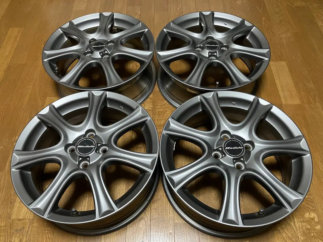 希少 Modulo 16X6.0J+49 5/114.3 マッドブラック塗装 希少 Modulo 16X6.0J+49 5/114.3 マッドブラック塗装