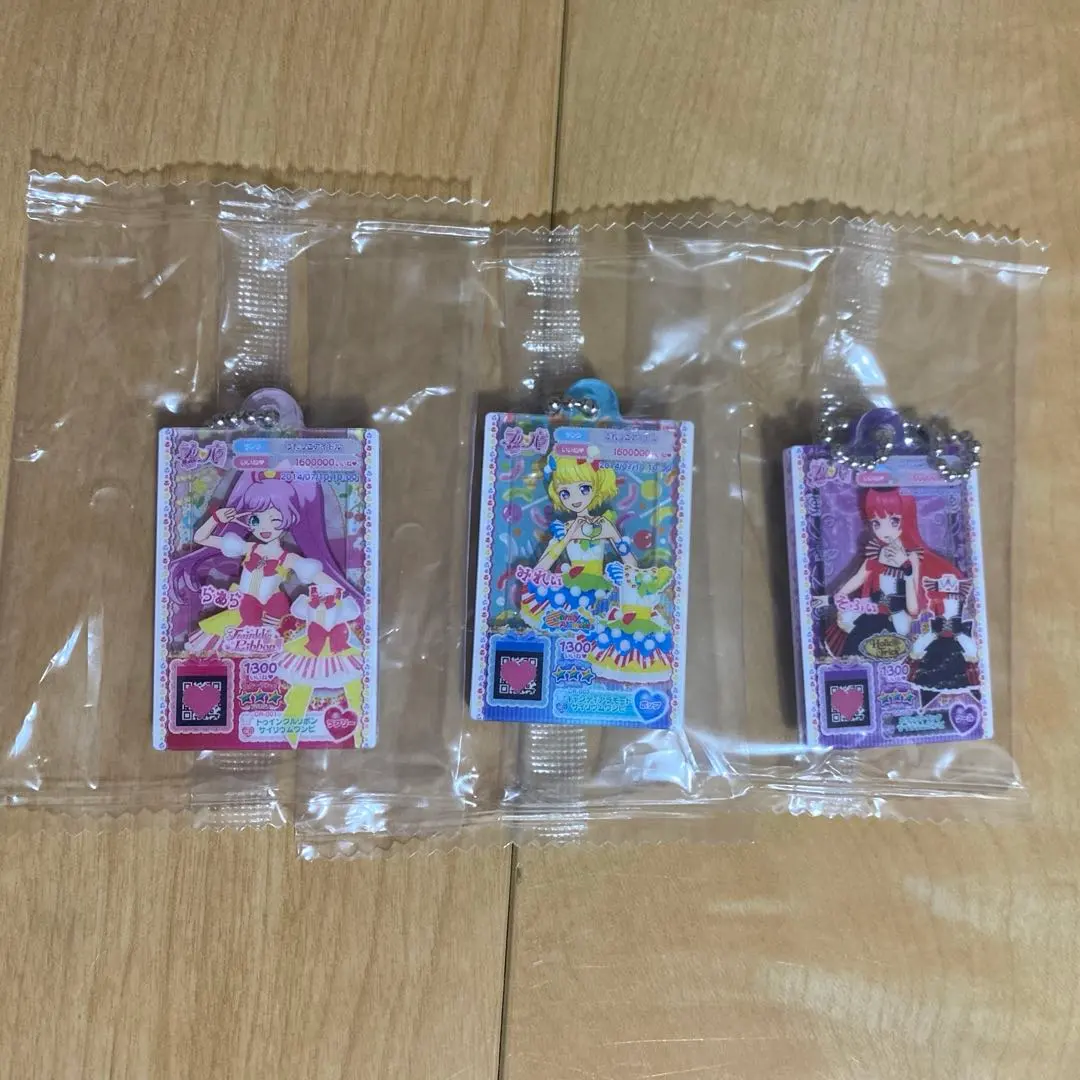 Thumbnail of Aikatsu x PriPara Anyone Acrylic Charm 1 Gashapon Laala Mirei Sophie