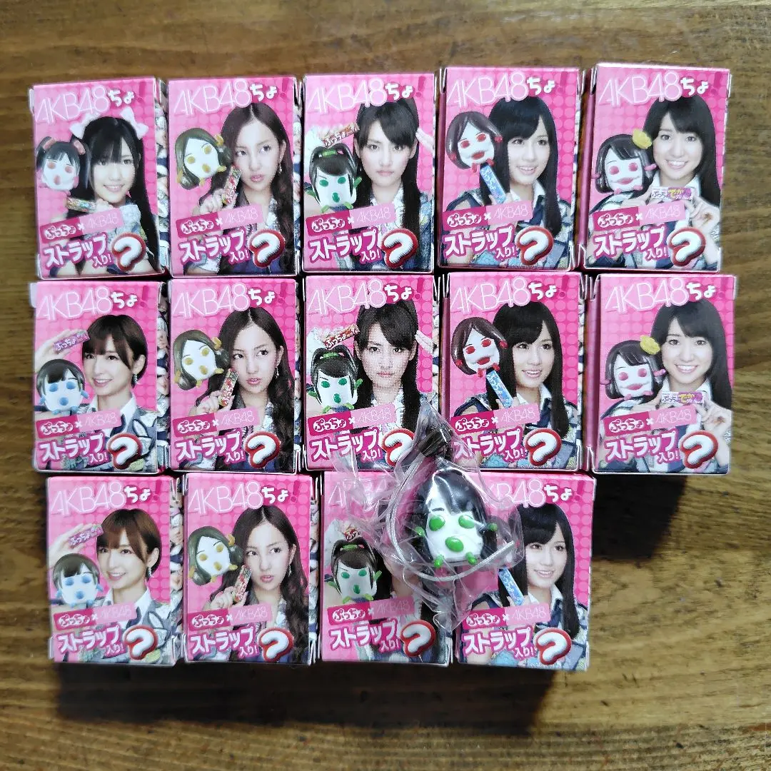 AKB48 ぷっちょキーホルダー全22種セット Amazon.co.jp: AKB48 ぷっちょ キーホルダー 峯岸みなみ 松井玲奈 河西