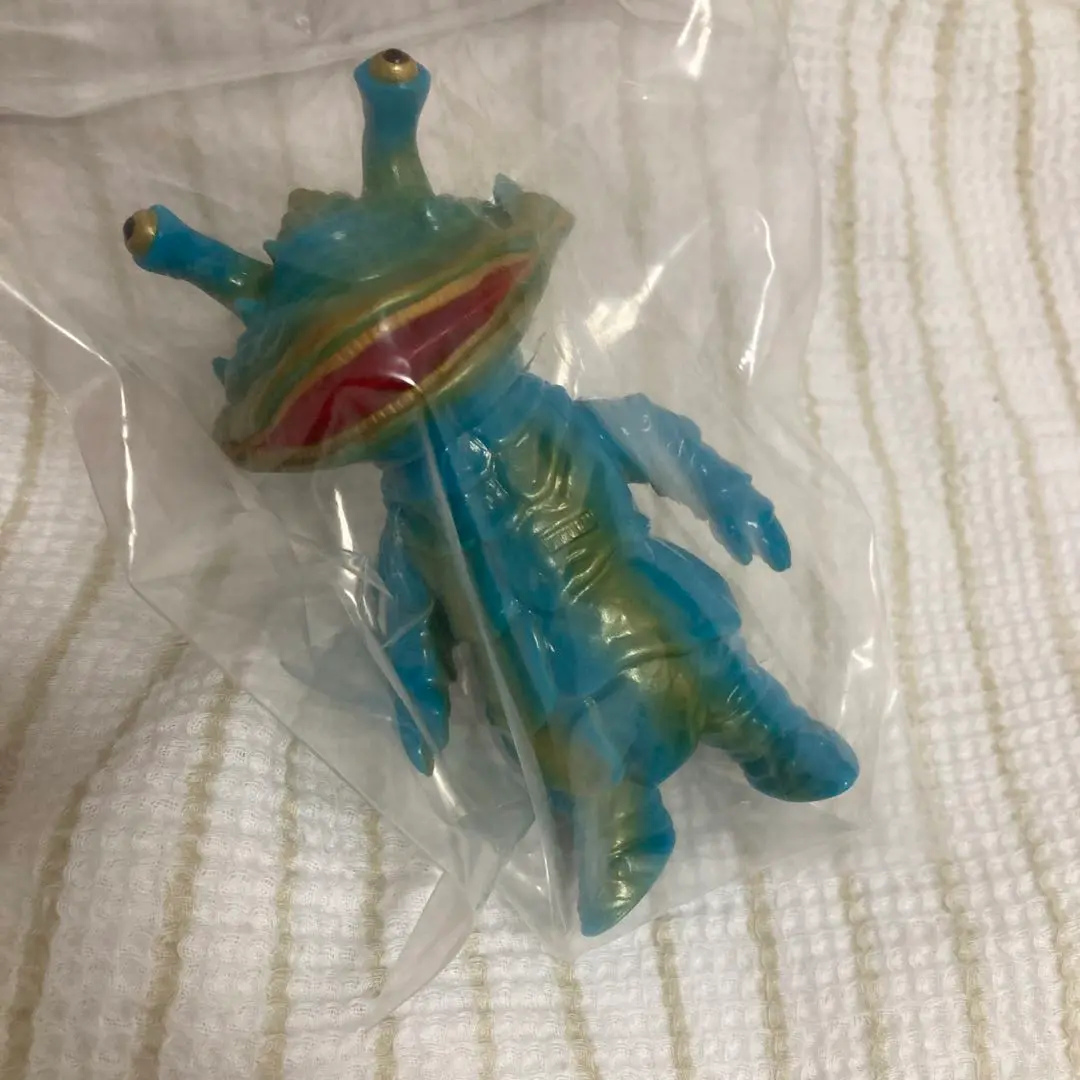 one up. カネゴン グリーン oneuptoy maxtoy 2025年最新】maxtoy カネゴンの人気アイテム - メルカリ