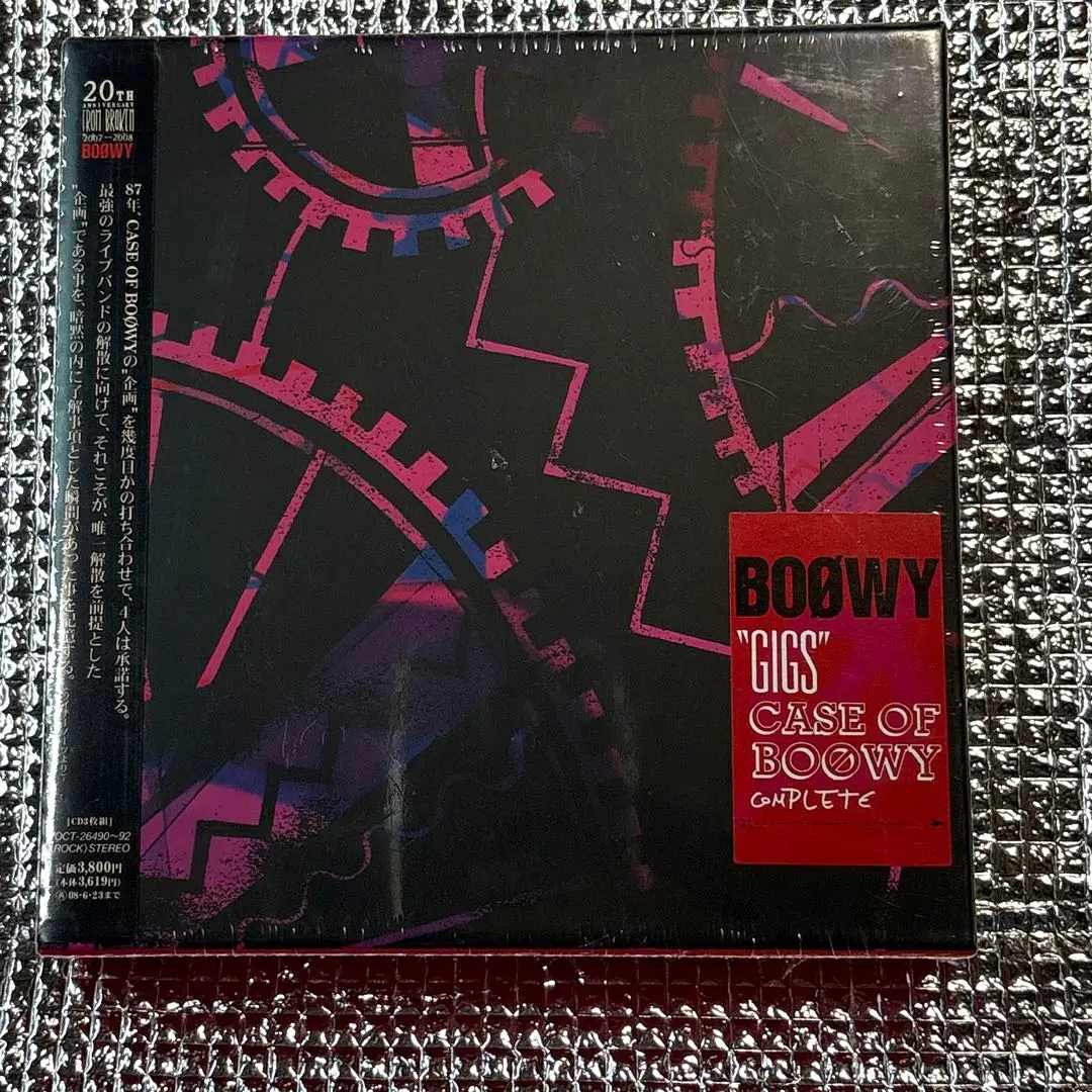 GIGS\" CASE OF BOφWY-THE ORIGINAL BOφWY GIGS