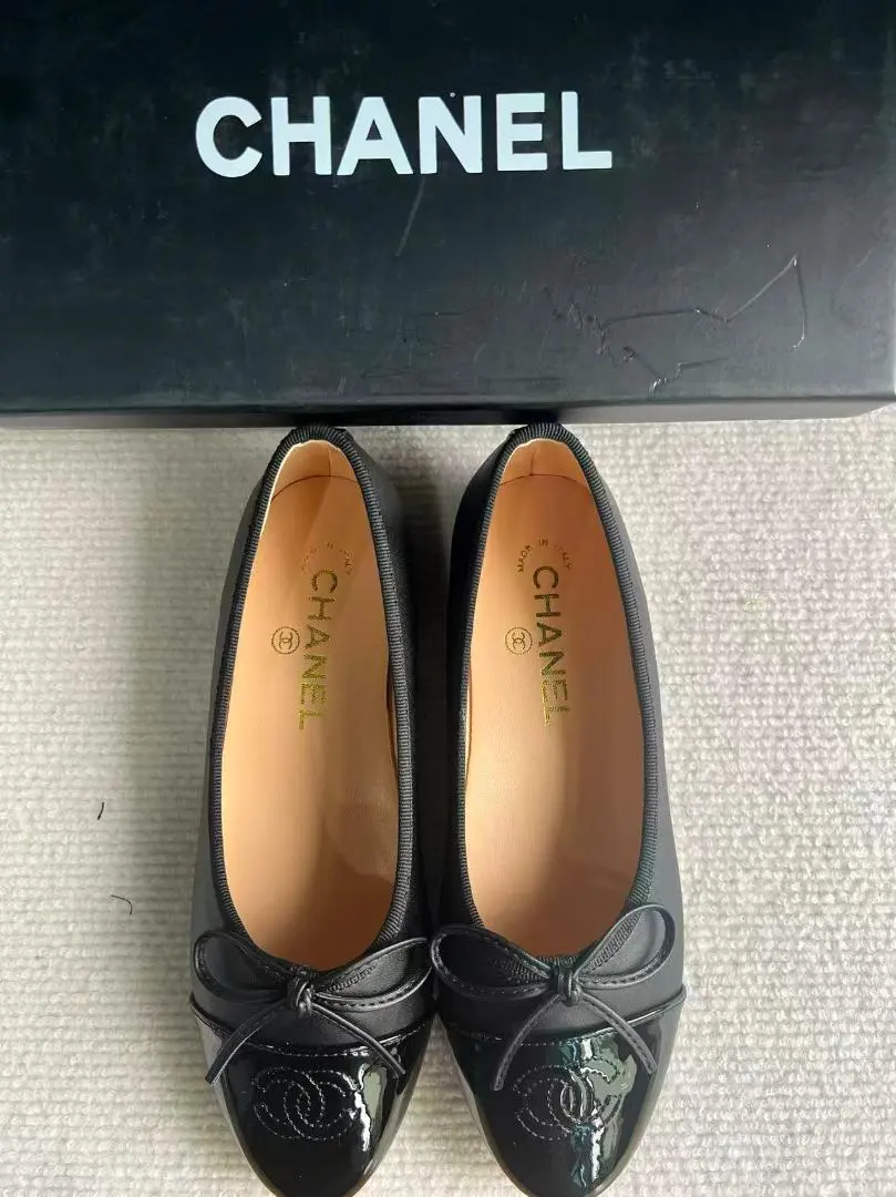 Thumbnail of Chanel Black Ballet Flats