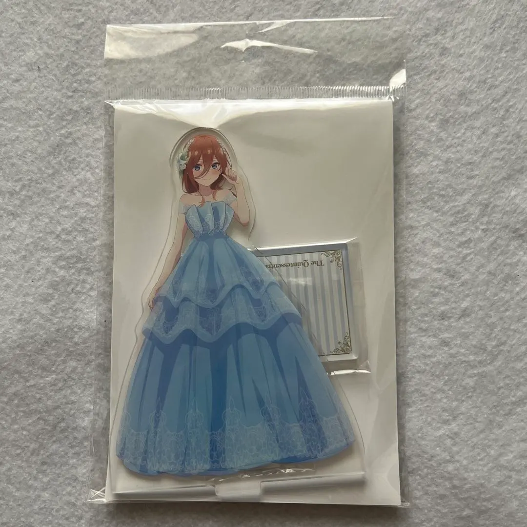 Thumbnail of The Quintessential Quintuplets Exhibition - Nakano Miku Acrylic Stand