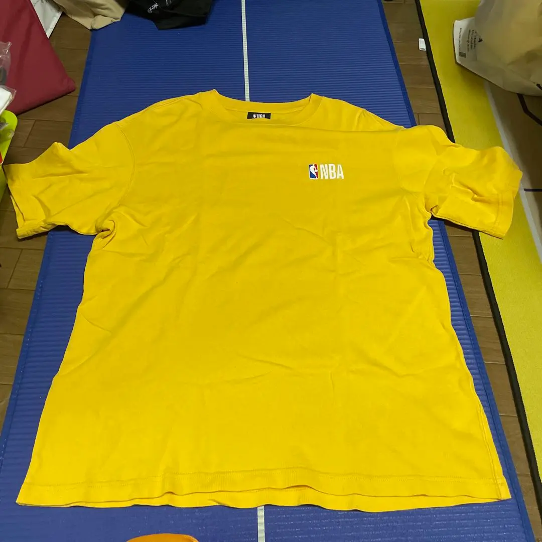 Thumbnail of NBA Yellow T-shirt L