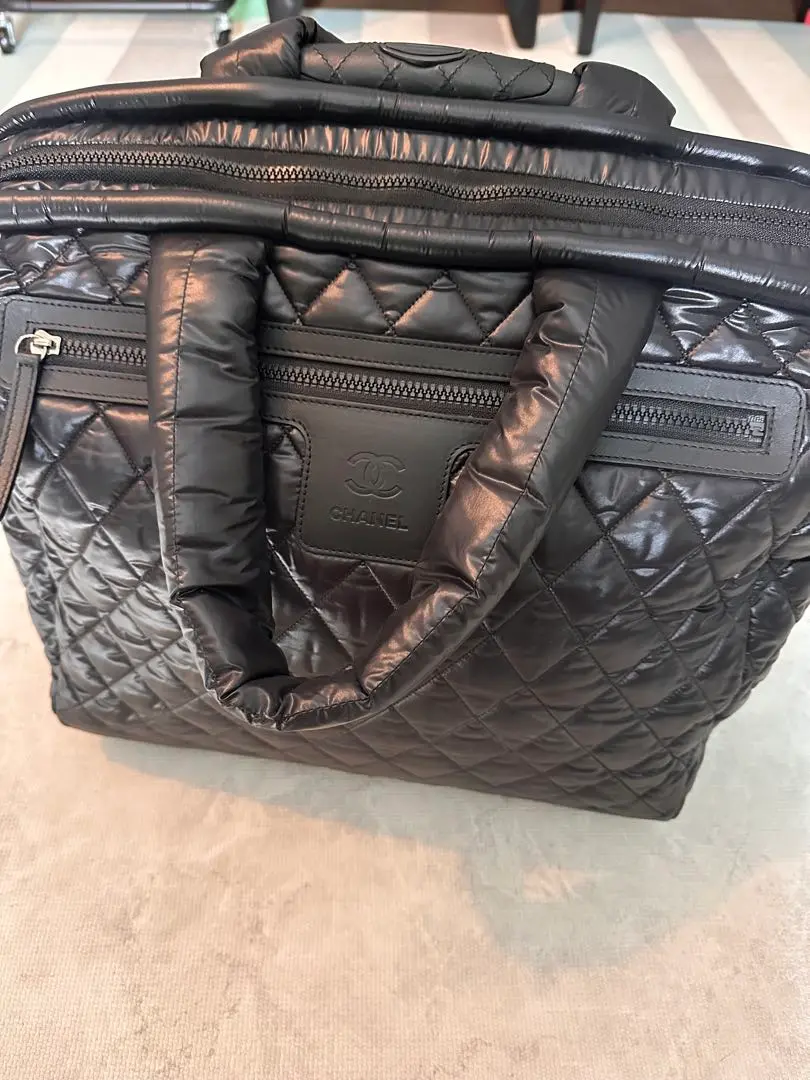 【激レア限定品】CHANEL シャネル　コココクーン　キャリーバッグ【全面本革】 激レア限定品】CHANEL シャネルコココクーンキャリーバッグ